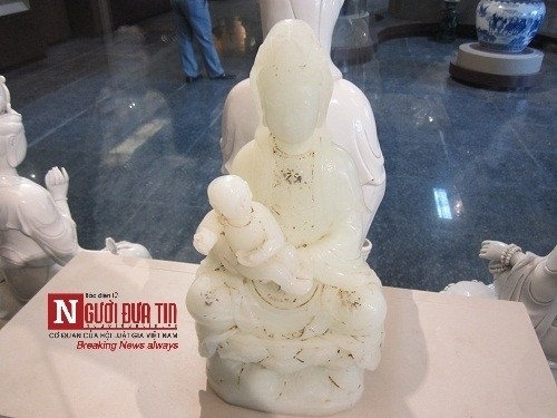 chuyen-ky-thu-dang-sau-2-bao-vat-tai-chua-quan-the-am-da-nang-3.jpg