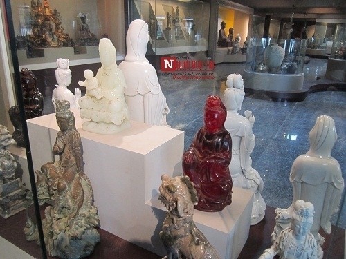 chuyen-ky-thu-dang-sau-2-bao-vat-tai-chua-quan-the-am-da-nang-4.jpg