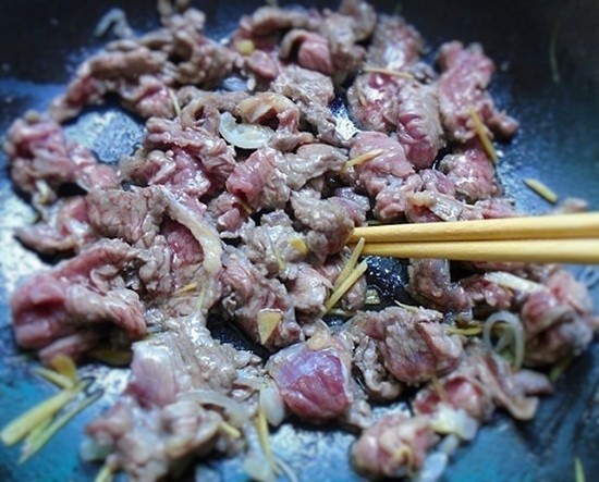 pho-xao-thit-bo3