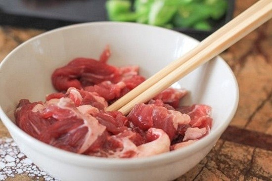 thit-bo-xao-khoai-tay-3