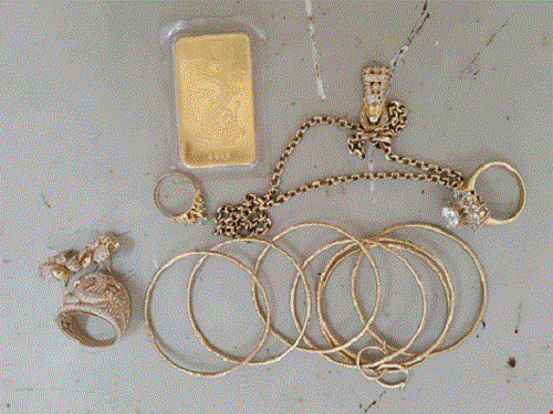 1478750560-anh1.gif