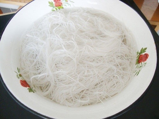 bun gao xao thap cam 8