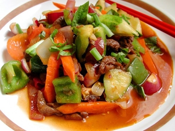 bo xao thap cam