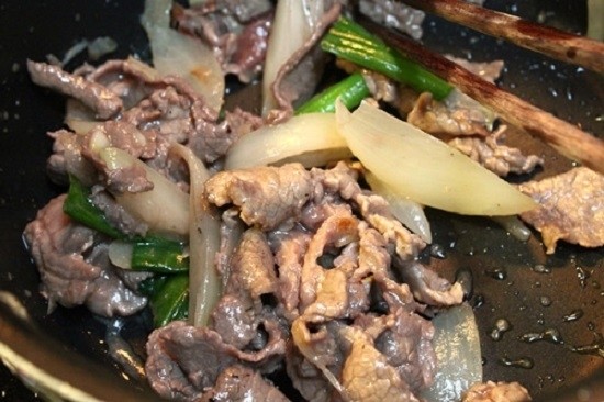 nui-xao-bo-sot-ca-chua6