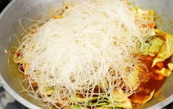 mien xao bap cai1