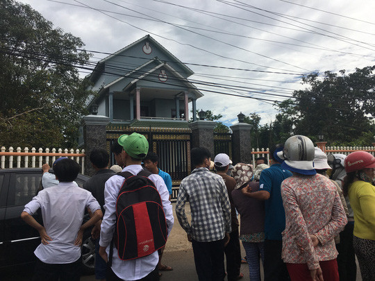ke sat hai vo con truong ban dan van lanh lung thuc nghiem 1.jpg