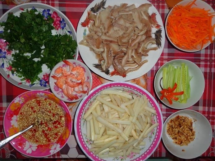 goi tai heo ngo sen 1