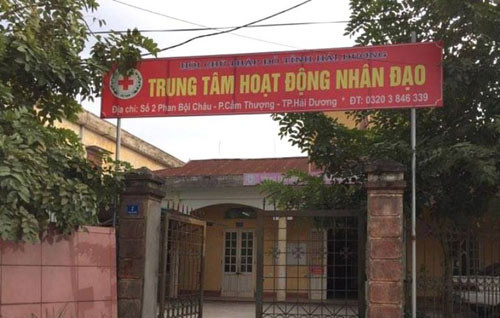 be-so-sinh-tu-vong-khi-bi-bo-roi-truoc-trung-tam-nhan-dao-2.jpg