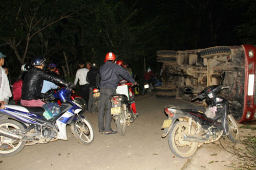 tin-moi-vu-xe-tai-dut-phanh-5-nguoi-thuong-vong-o-quang-nam-2.jpg