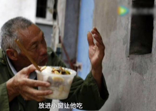 phat-dien-vi-that-tinh-nguoi-dan-ong-bi-bo-de-not-trong-nha-kho-suot-10-nam-l2.jpg