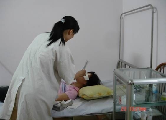 am anh thu tinh duc ma quy vi bi chong ep quan he 3.jpg
