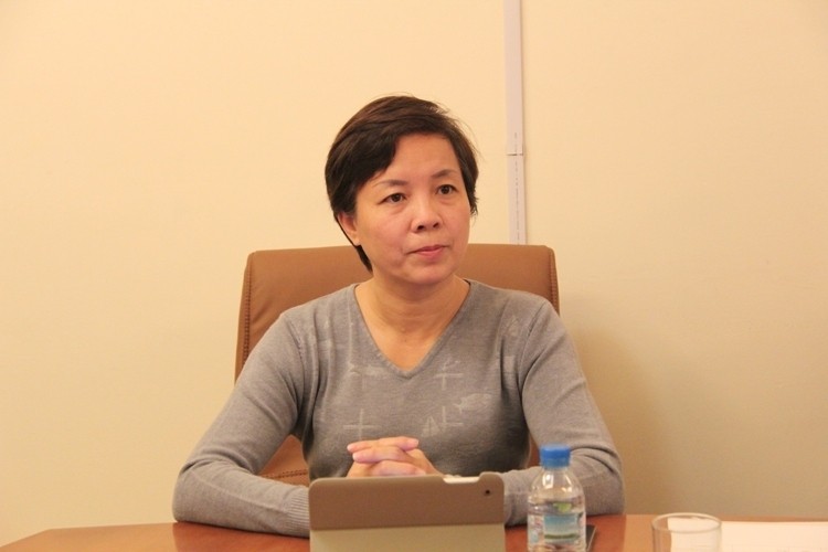 nguoi chuyen gioi e che vi bi dung lam cong cu tinh duc 2.jpg