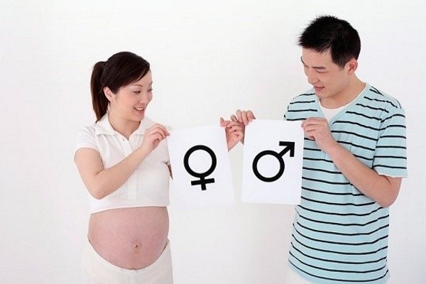 thai nhi may tuan biet trai hay gai 2