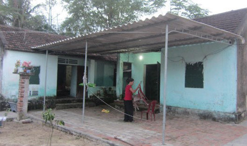 em gai chet loa the ben chong vo mon moi mong minh oan 1.jpg