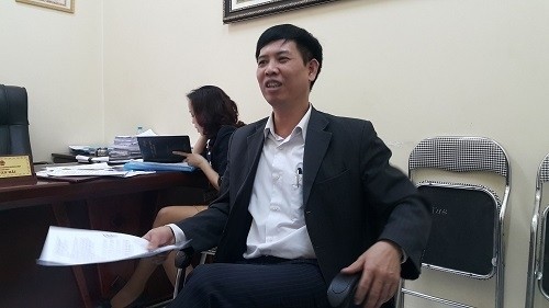 nguyen nhan nao khien be gai 11 tuoi bi me giam long khong cho di hoc 1.jpg