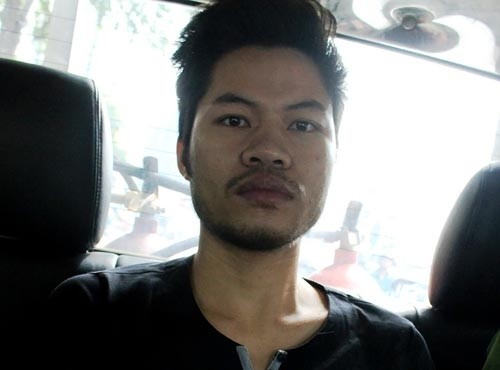 quan he tinh duc voi dong nghiep roi tong tien 4.jpg